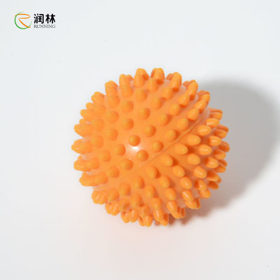 Bola material del masaje de la yoga del PVC de Runlin, bola claveteada de la yoga de los 9cm
