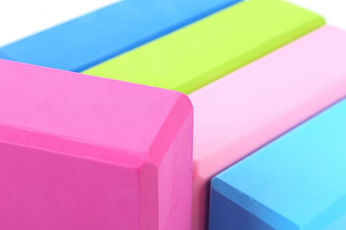 El equilibrio y la ayuda puros reciclados de encargo del color del bloque de la yoga mejoran fuerza 4